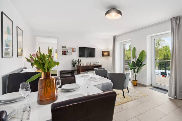 8ca6a0c7 c5c9 4f01 bc67 df29222b2e8b